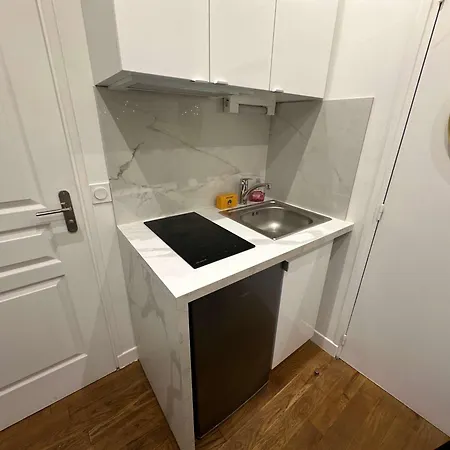 Apartment 326 New Hugo - Tiny Center Paris